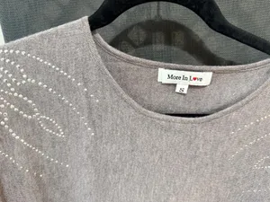 Grey casual top for sale